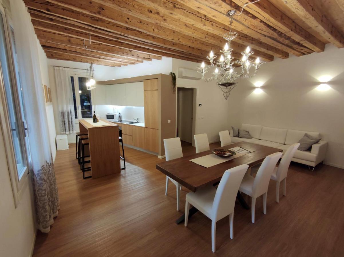 Deluxe 3 Bedroom Flat In Rialto Venezia Eksteriør bilde