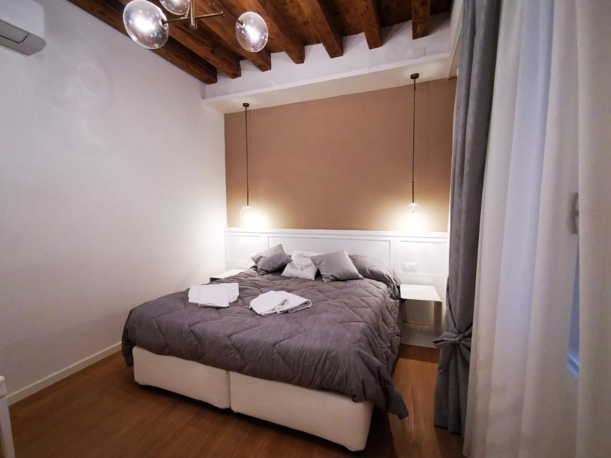 Deluxe 3 Bedroom Flat In Rialto Venezia Eksteriør bilde